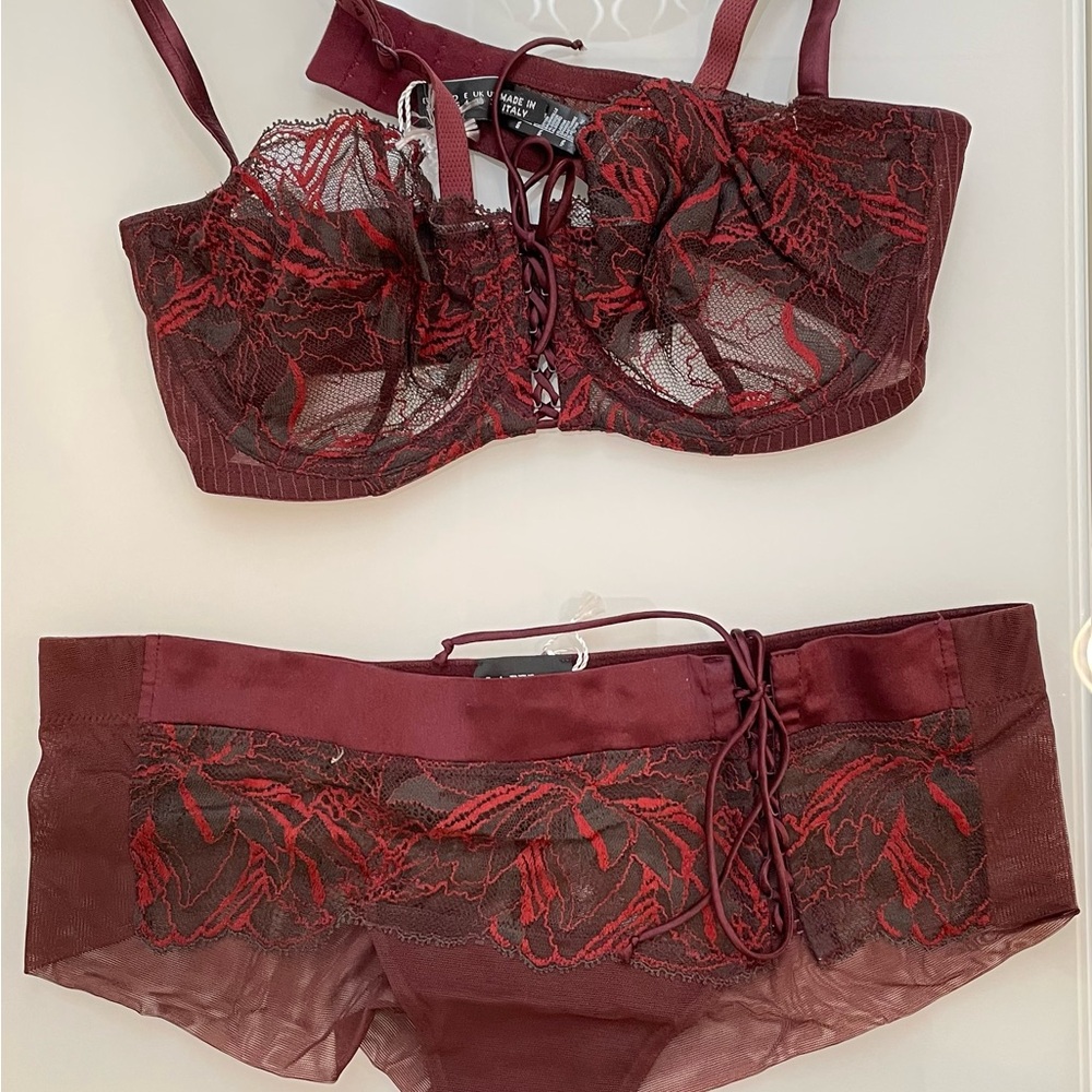 La Perla Burgundy Red Lace and Silk Bra and Panty Set